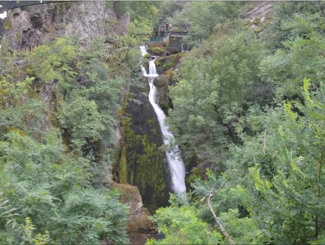 Cascate e grotte